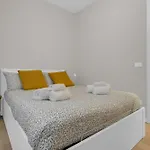 Lägenhet Sanso House - 2 Bedrooms, 2 Bathrooms, Ac - For Family