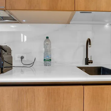 Sanso House - 2 Bedrooms, 2 Bathrooms, Ac - For Family דירה *